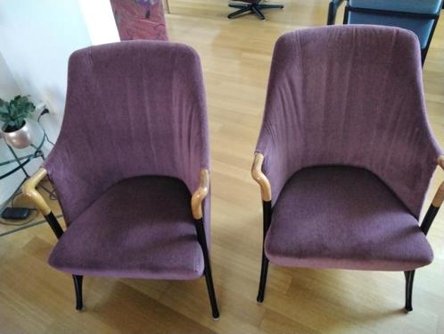2 Giorgetti Progetti 63260 opnieuw gestoffeerd, Huis en Inrichting, Fauteuils, Zo goed als nieuw, Stof, 50 tot 75 cm, Ophalen
