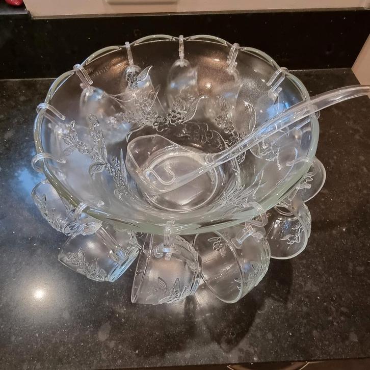 Glazen Punch Bowl Set - 12 Delig, Huis en Inrichting, Keuken | Servies, Gebruikt, Kom(men), Overige stijlen, Glas, Ophalen