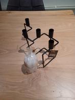 Zwarte kandelaar met kaarsen - Kerst diner, Huis en Inrichting, Woonaccessoires | Kandelaars en Kaarsen, Ophalen of Verzenden