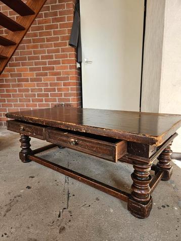 eikenhouten salontafel  beschikbaar voor biedingen