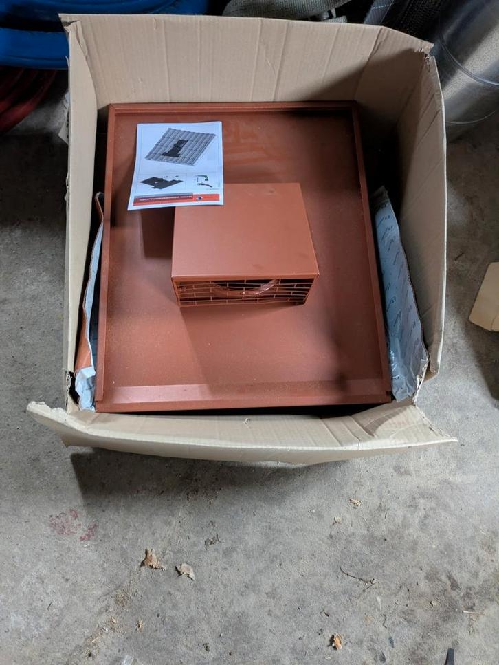 Dakdoorvoer 160 mm - Nieuw in doos, Doe-het-zelf en Verbouw, Dakpannen en Dakbedekking, Nieuw, Dakpannen, Kunststof, Rood, Minder dan 5 m²