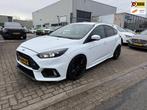 Ford Focus 2.3 RS MK3 350PK, Schaalstoelen, Navi, APK 10-26, Gebruikt, Euro 6, Handgeschakeld, 84 €/maand