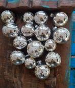 Zilverkleurige kerstballen, Ophalen of Verzenden, Gebruikt