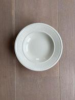 7 x Wedgewood Edme plain diepe borden, Huis en Inrichting, Keuken | Servies, Gebruikt, Ophalen of Verzenden, Bord(en), Wedgwood
