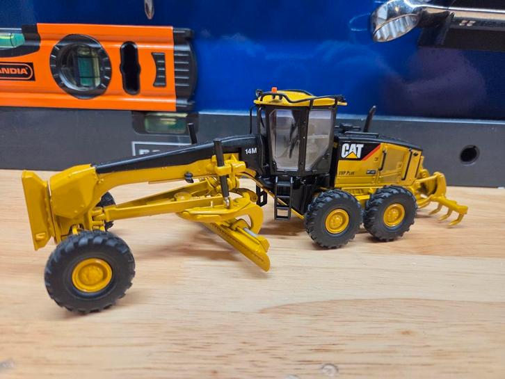 Norscot Caterpillar 14M Motorgrader 1:50, Hobby en Vrije tijd, Modelauto's | 1:50, Zo goed als nieuw, Overige typen, Overige merken