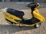 Classic Scooter Kymco K12 spiksplinternieuw, Fietsen en Brommers, Ophalen, Overige modellen, Maximaal 45 km/u, Nieuw