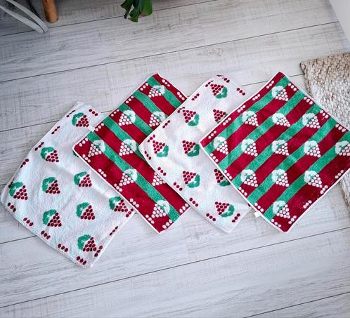 4 vintage keuken handdoeken van Duplex Textiel, Huis en Inrichting, Keuken | Textiel, Zo goed als nieuw, Theedoek of Handdoek