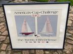 Vintage poster zeilboot zeilboten america’s cup challenge, Verzamelen, Scheepvaart, Ophalen, Gebruikt, Zeilboot, Kaart, Foto of Prent
