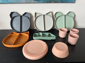 Liewood & Mushie Kinderservies beschikbaar voor biedingen