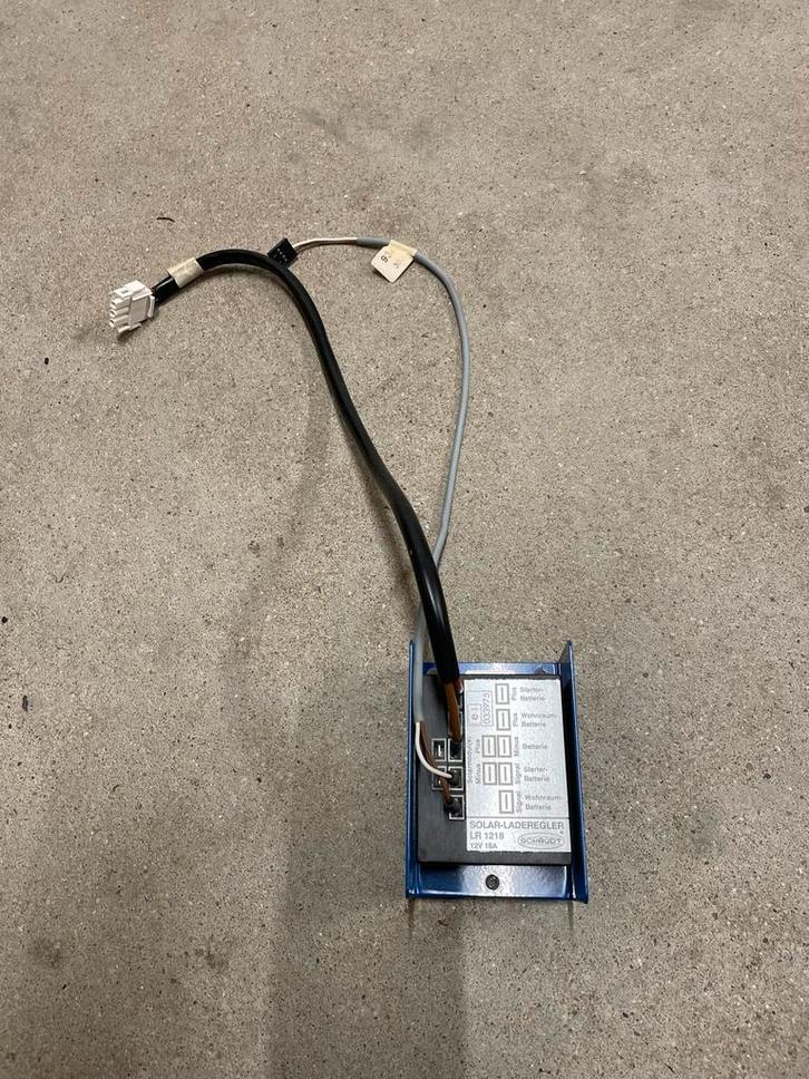 Schaudt Solar Regelaar 12V 18A, Caravans en Kamperen, Caravan accessoires, Gebruikt, Ophalen of Verzenden