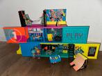 L.O.L surprise clubhuis met poppetjes, Ophalen of Verzenden, Zo goed als nieuw, Poppenhuis