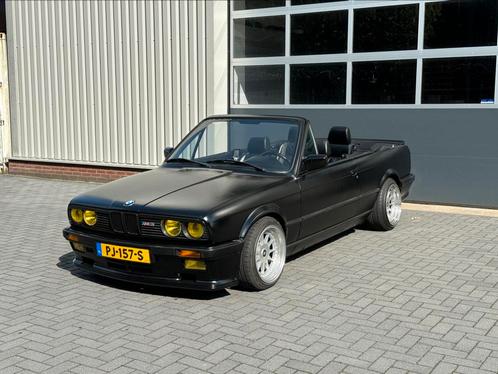 BMW 3-Serie 2.5 I 325 Cabriolet AUT 1986 Zwart, Auto's, BMW, Particulier, 3-Serie, Benzine, Cabriolet, Automaat, Geïmporteerd