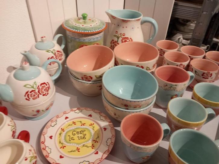 Jet servies C'est La Vie, Huis en Inrichting, Keuken | Servies, Zo goed als nieuw, Overige typen, Overige stijlen, Porselein, Ophalen of Verzenden