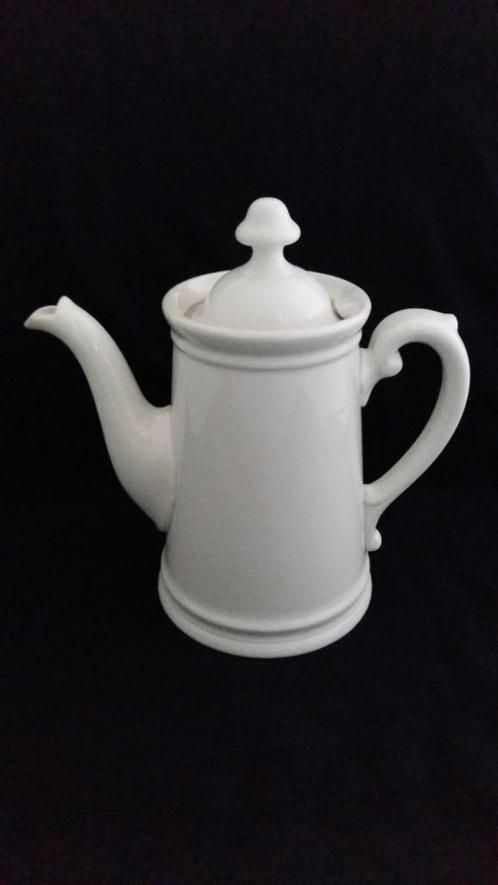 Koffiepot Léonie Societe Ceramique Maestricht, Antiek en Kunst, Antiek | Servies los, Ophalen of Verzenden