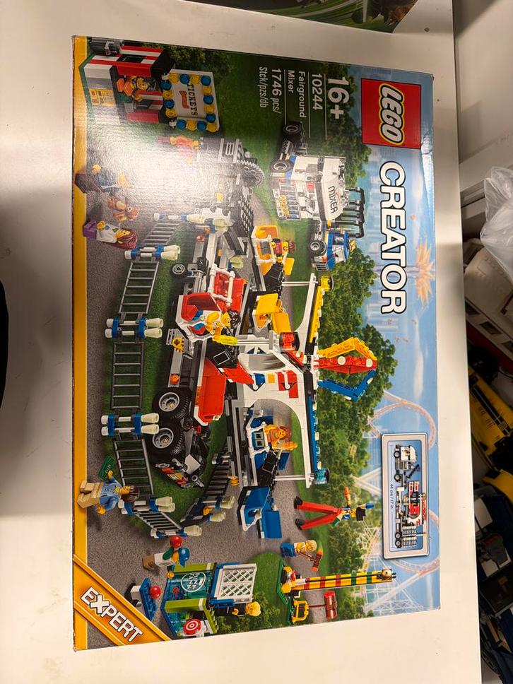 LEGO 10244 Fairground Mixer - Gebruikt, Kinderen en Baby's, Speelgoed | Duplo en Lego, Gebruikt, Lego, Complete set, Ophalen of Verzenden