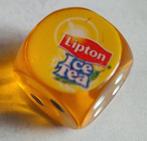 reclame Lipton Ice tea dobbelsteen geel, Ophalen of Verzenden, Gebruikt, Overige typen