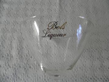 Bols liqueuer glas beschikbaar voor biedingen