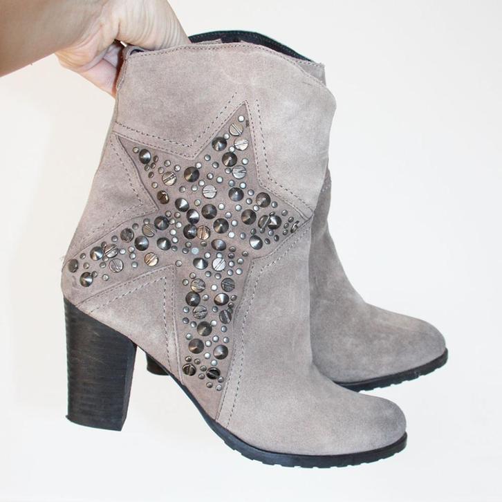 Schitterende Suede Lazamani Laarsjes s7 (Maat 41) € 70,-, Kleding | Dames, Schoenen, Zo goed als nieuw, Lage of Enkellaarzen, Bruin