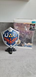 First 4 Figures Hylian Shield Zelda Collectors Edition, Verzamelen, Ophalen of Verzenden, Zo goed als nieuw