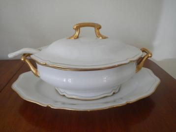 Limoges soepterrine op schaal en dekschaal en lepel, 6 delig beschikbaar voor biedingen