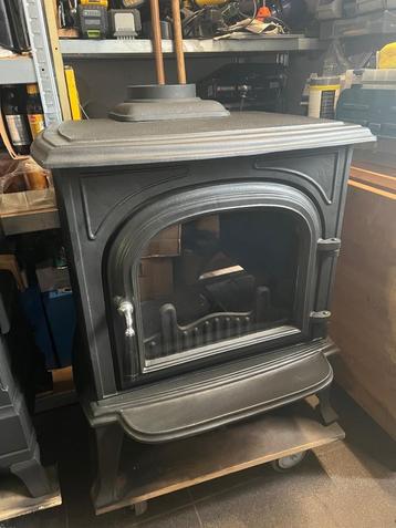 Houtkachel 14 KW beschikbaar voor biedingen