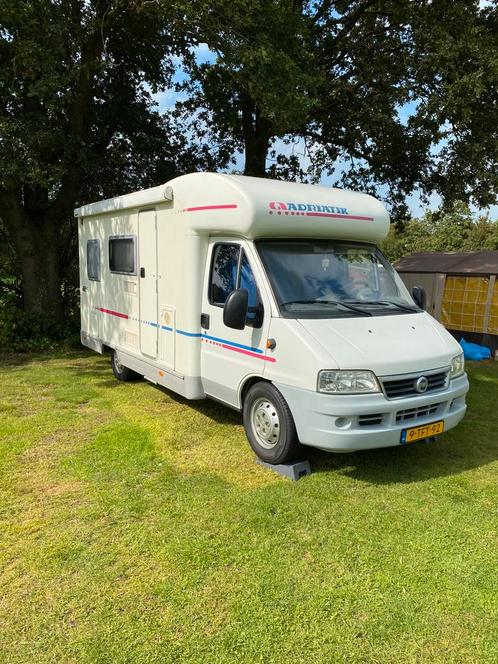 Adria Adriatik Coral 573 DS 2.8 JTD camper, Caravans en Kamperen, Campers, Particulier, tot en met 4, Half-integraal, Adria, Fiat