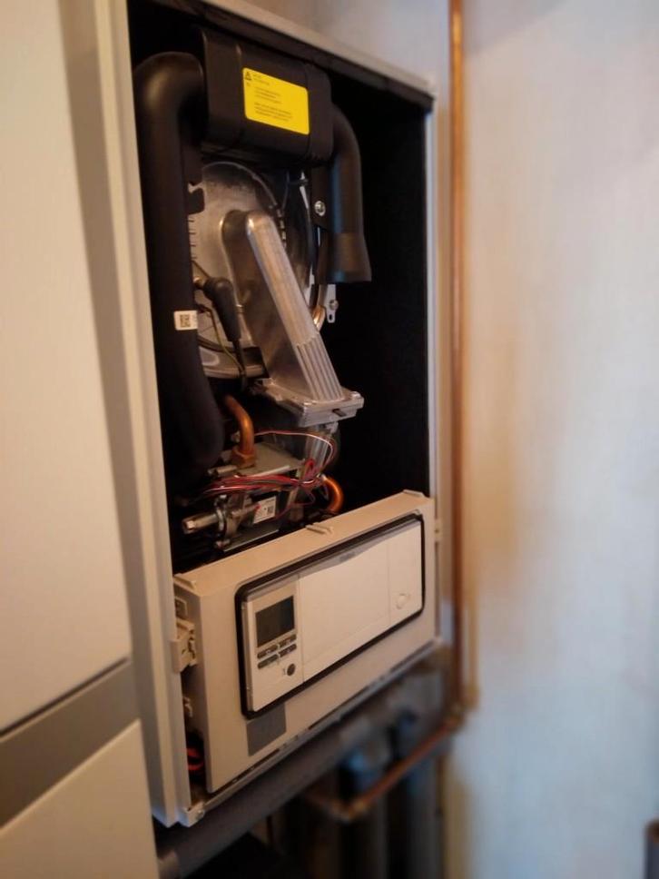 Installateur GEZOCHT voor een nieuwe CV Ketel te plaatsen, Doe-het-zelf en Verbouw, Verwarming en Radiatoren, Nieuw, Cv-ketel of Combi-ketel