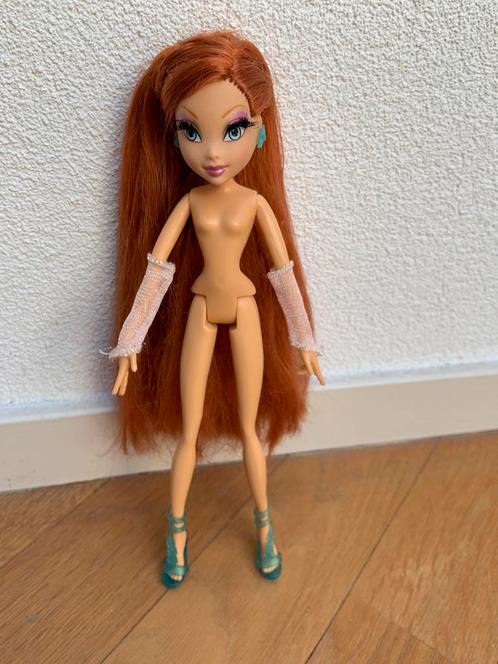 Winx Club Bloom Enchantix, Kinderen en Baby's, Speelgoed | Poppen, Zo goed als nieuw, Barbie, Ophalen of Verzenden