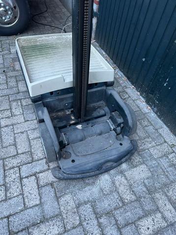 Crown Wave Orderpicker - Gebruikt beschikbaar voor biedingen