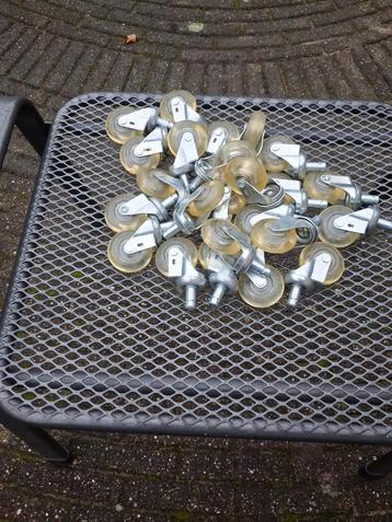 Nylon Wieltjes - 24 Stuks beschikbaar voor biedingen