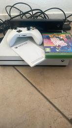 X box one inclusief Kinect en just dance, Met 1 controller, Ophalen of Verzenden, Xbox One, Zo goed als nieuw