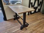 Bartafel stalen onderstel eiken blad, Tuin en Terras, Tuintafels, Niet ingevuld, Niet ingevuld, Nieuw, Ophalen of Verzenden