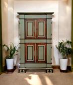 Koloniale kast in groen en houtkleur, Ophalen, Mina Donyavi Art Gallery, Donyavimin@gmail.com, 5363st