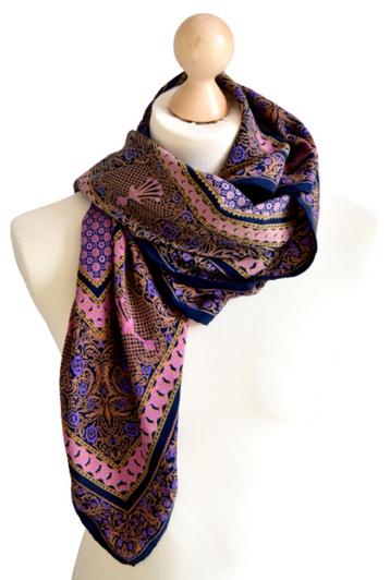 Vintage zijde foulard, shawl, Michel Paris, paars/lila/blauw