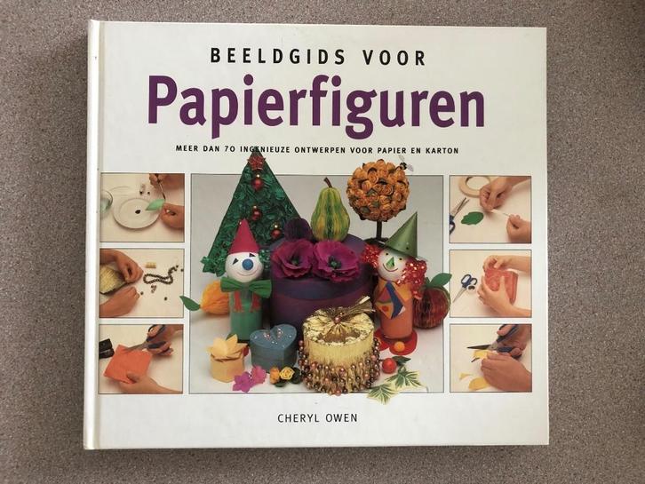 Boek beeldgids voor papierfiguren, Nicoa Owen met ontwerpen, Boeken, Hobby en Vrije tijd, Zo goed als nieuw, Ophalen of Verzenden