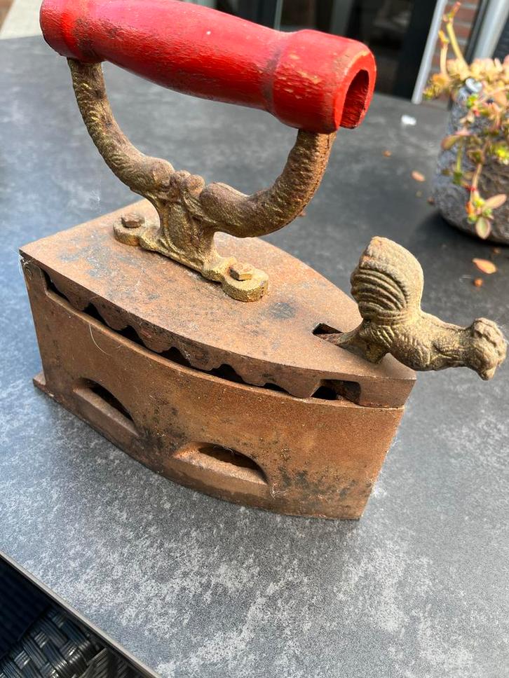 Antiek Strijkijzer met Haan Decoratie, Antiek en Kunst, Antiek | Gereedschap en Instrumenten, Ophalen