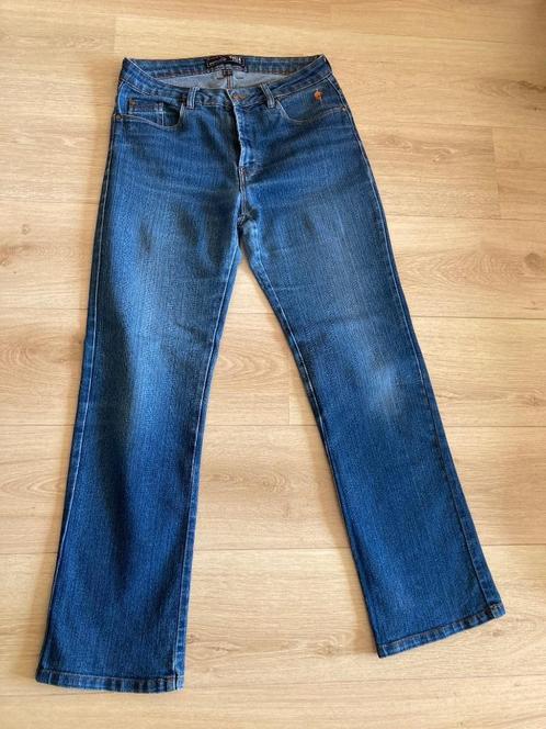 Spijkerbroek en bruine lange broek met hoge taille., Kleding | Dames, Broeken en Pantalons, Zo goed als nieuw, Maat 38/40 (M)