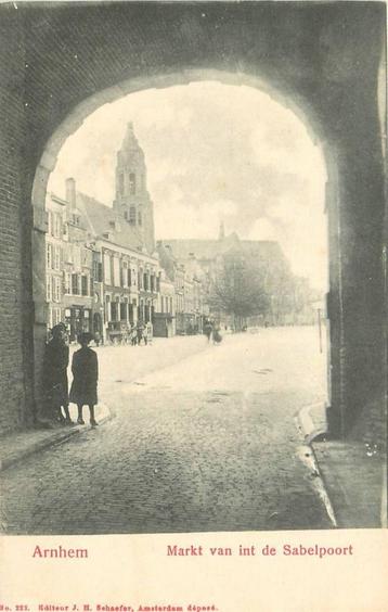 (388-556-013) Arnhem Markt van int de Sabelpoort beschikbaar voor biedingen