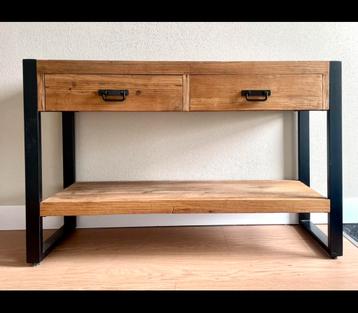 Teak hout Britt Sidetable 120 cm in Teak Hout beschikbaar voor biedingen
