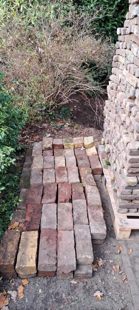 Oude gebakken kloostermoppen, 69x + halfjes, Tuin en Terras, Tegels en Klinkers, Gebruikt, Klinkers, Ophalen