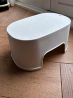 Kinder opstapje, Huis en Inrichting, Krukjes, Ophalen, Zo goed als nieuw, Hout