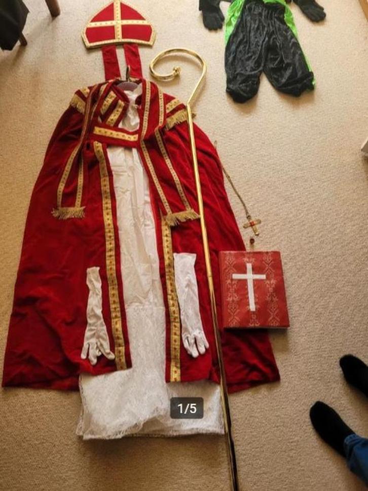 Sint Nicolaas kostuum + 2 pieten pakken compleet jaren 70, Diversen, Sinterklaas, Zo goed als nieuw, Ophalen