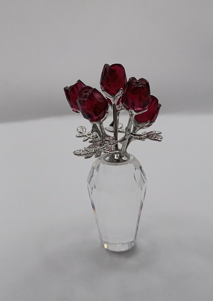 Swarovski vaas rode rozen, Verzamelen, Swarovski, Zo goed als nieuw, Figuurtje, Ophalen of Verzenden
