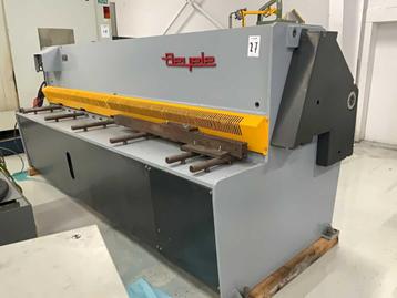 Beyeler G.E. Guillotineschaar beschikbaar voor biedingen