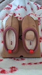 Nieuwe UGG Pantoffels Maat 41, Kleding | Dames, Schoenen, UGG, Bruin, Nieuw, Ophalen of Verzenden