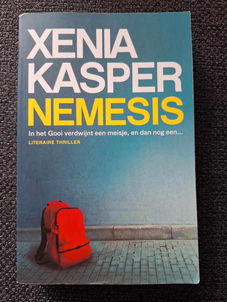 Gooise literaire thriller: Nemesis (Xenia Kasper), Boeken, Thrillers, Zo goed als nieuw, Ophalen of Verzenden