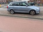 Skoda Fabia Combi 1.2 TDI Greenline -75 pk- 2011, Voorwielaandrijving, Zwart, 1199 cc, Blauw
