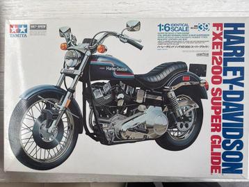 Tamiya 1:6 Harley Davidson FXE1200 Super Glide Bouwdoos beschikbaar voor biedingen