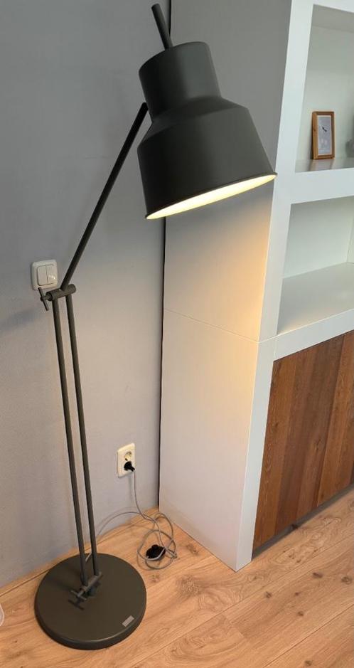 It's About RoMi Belfast Vloerlamp Mat grijs/groen, Huis en Inrichting, Lampen | Vloerlampen, Gebruikt, 150 tot 200 cm, Metaal