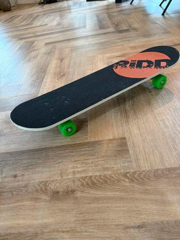 Skateboard Ridd beschikbaar voor biedingen